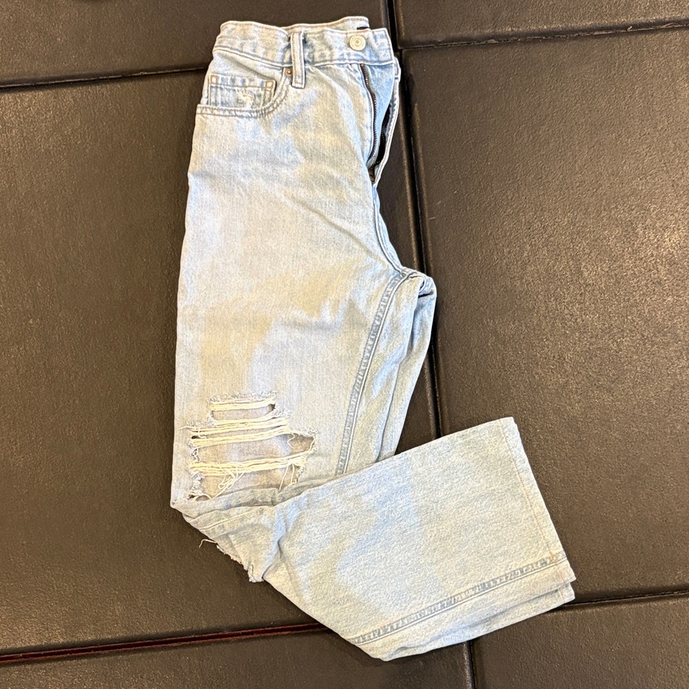 Uniqlo Light Blue Straight Leg Jeans